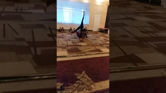 Танци на мячах смотреть онлайн