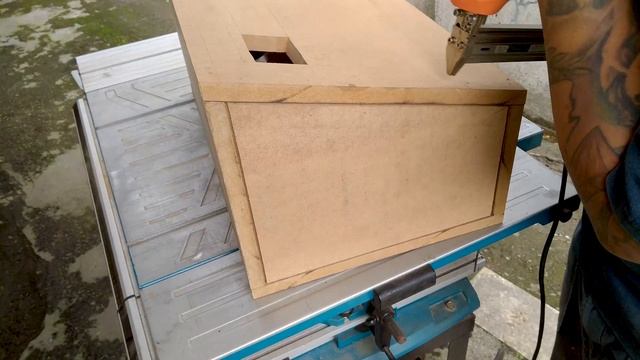 DIY Subwoofer Box for Suzuki Swift смотреть онлайн