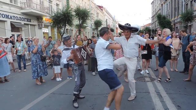 Мексиканцы в Самаре смотреть онлайн