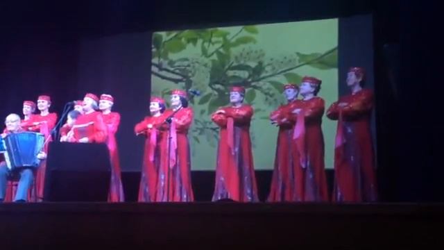 песня "Расцвела черёмуха" смотреть онлайн