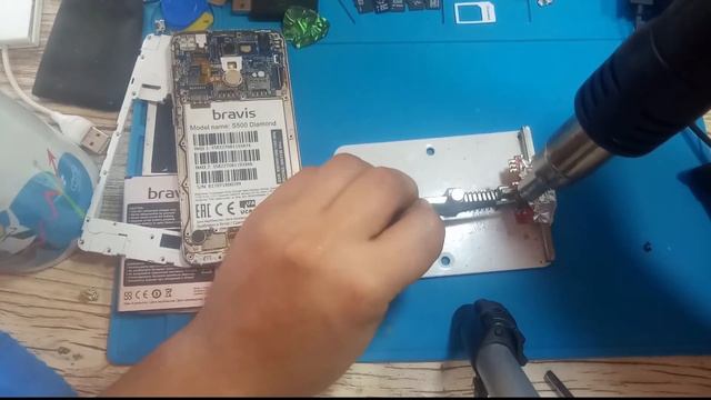 Замена USB на Bravis S500 смотреть онлайн