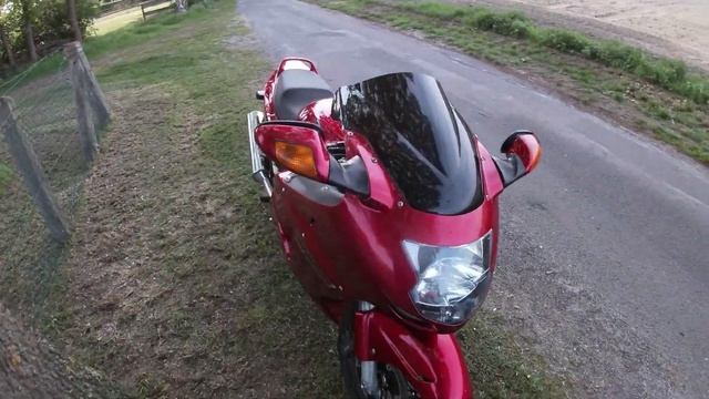 Тест драйв Honda CBR 1100XX Super Blackbird [Обзор] Top Speed | Разгон смотреть онлайн