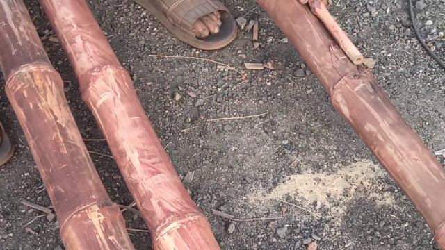 Как 86-летний умелый мужчина делает бамбуковую лестницу своими руками. смотреть онлайн