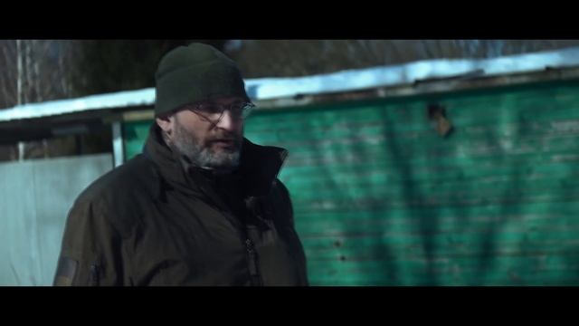 Добровольцы шьют носилки для раненых . Золотые руки ангела смотреть онлайн