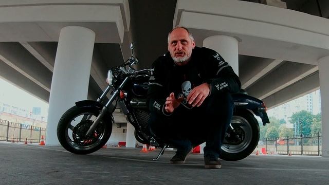 Обзор от новичка Honda Magna 250 смотреть онлайн