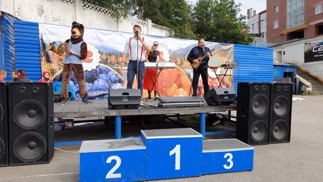 "Мимо нот" / "Вдруг, как в сказке, скрипнула дверь..." смотреть онлайн
