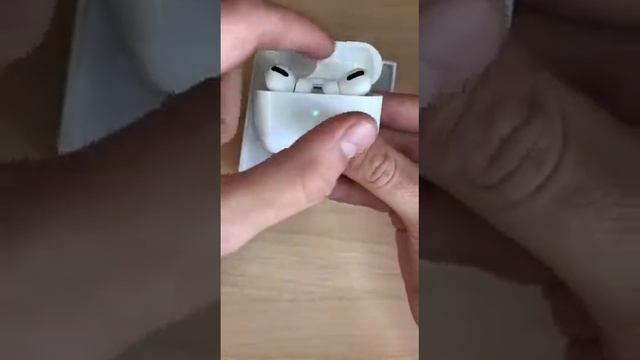 AirPods Pro смотреть онлайн