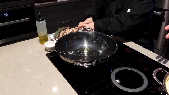 Cook With Us, Ft. Nikolatesla Switch смотреть онлайн