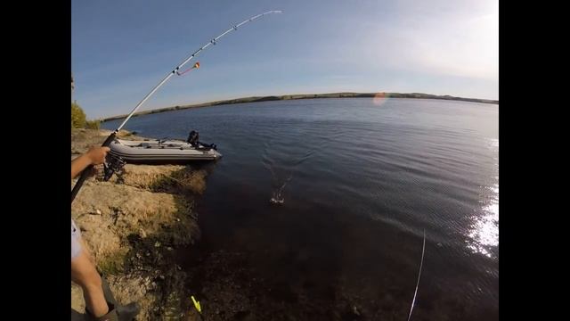 Рыбалка На Ириклинском Водохранилище.Первая Рыбалка Осенний Подлещик И Густера смотреть онлайн