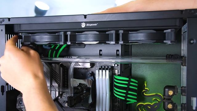 Ultimate RAZER PC Build 3900x 2080 ti - Water Cooled Gaming PC Time Lapse смотреть онлайн