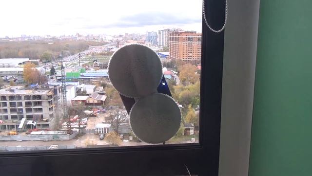 Робот чистильщик окон в действии смотреть онлайн