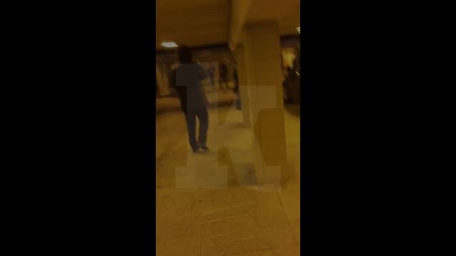 В Петербурге внедорожник въехал в подземный переход смотреть онлайн