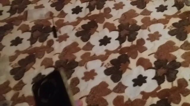 Необычный телефон MAXVI p20 смотреть онлайн