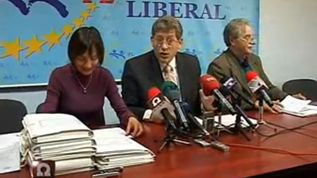 Либералы никого не спрашивают смотреть онлайн