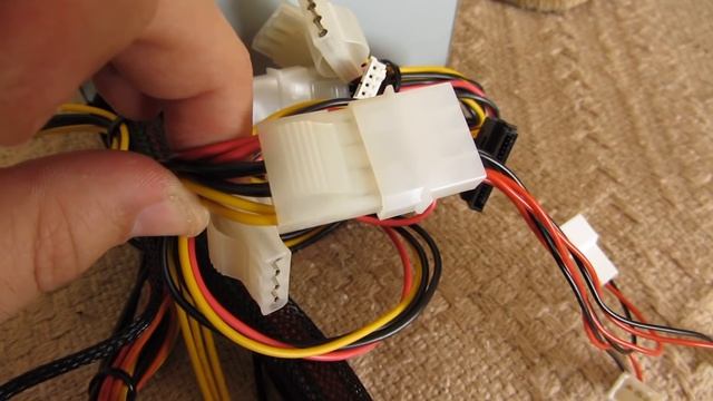 Подключение вентилятора охлаждения компьютера на 5 Вольт. смотреть онлайн