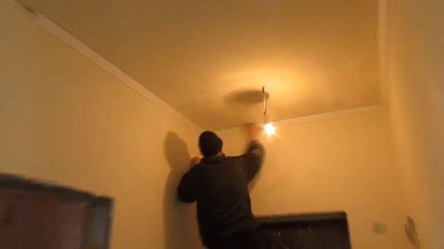 Потолочный плинтус на гипсокартоновом потолке смотреть онлайн