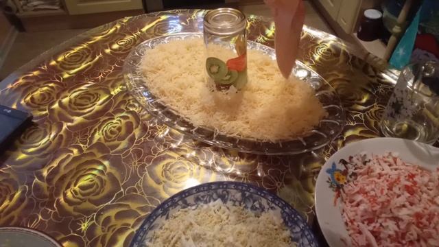 Будут просить рецепт Королевский салат смотреть онлайн