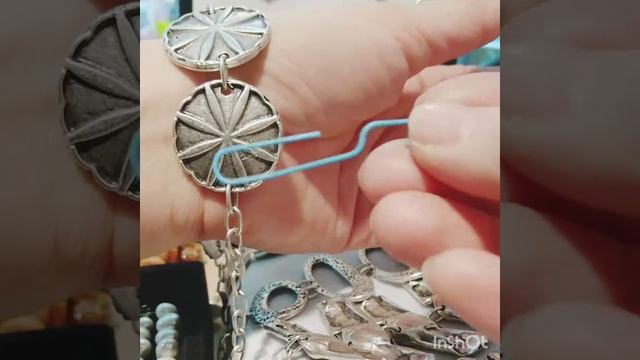 Лайфхак КАК ЗАСТЕГНУТЬ БРАСЛЕТ смотреть онлайн