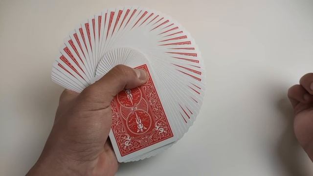 SPIEGAZIONE: IL GIOCO CON LE CARTE CHE VALE 100.000€ смотреть онлайн