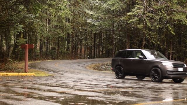 2023 Land Rover Range Rover P440e PHEV Review / A Preview of the Range Rover EV смотреть онлайн