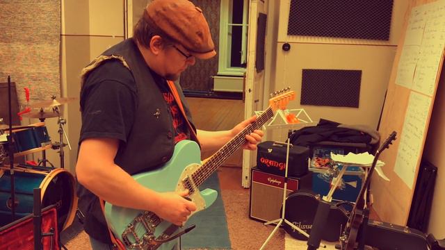 J.L.G. Custom Series "C" with Bigsby Sound Samples part 2 смотреть онлайн