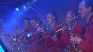 Petre Geambașu Show Band - Chili Cha Cha