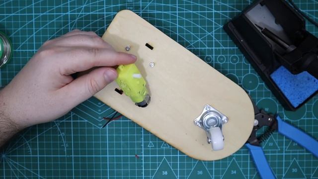 Raspberry Pi Pico - Bluetooth Controlled Car Project смотреть онлайн