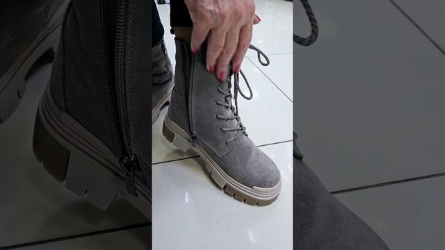 Обувь т.ц Обувь Сити пав.118 маг.COVANI м.Проспект Вернадского14А Москва т.+79253479707 обращайтесь смотреть онлайн