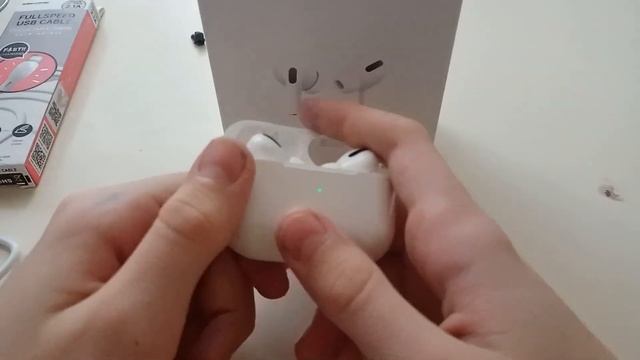ПЕРВОЕ ВПЕЧЕТЛЕНИЕ ОТ AIRPODS PRO! смотреть онлайн