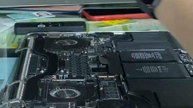 MacBook Pro 2015 // Разборка и чистка ◆ #RSAPPLE