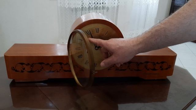 Каминные часы Янтарь с боем СССР смотреть онлайн