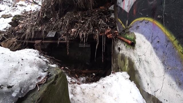 Заброшенная эскалаторная галерея. Принималово. Den Сталк #33 смотреть онлайн