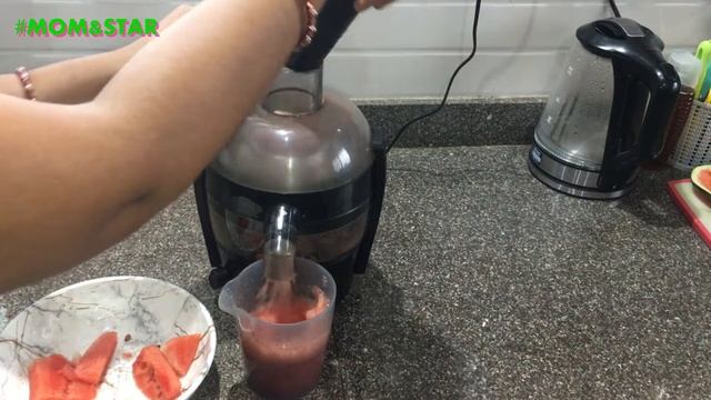 Philips Juicer Review & Demo | Philips Juicer HR1832/00 | How to use Philips Juicer смотреть онлайн