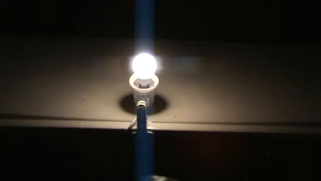 ThorFire 7w E27 LED Yellow Light Bulb white Housing Review смотреть онлайн