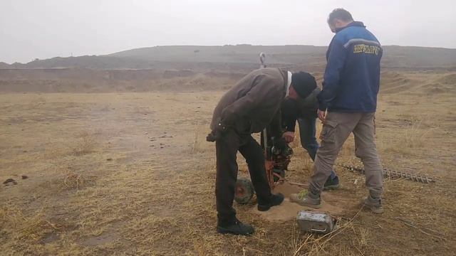 Бурение скважин мотобуром д10. Глубиной 10 метров. смотреть онлайн