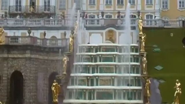 Санкт-Петербург - Знаменитые золотые фонтаны Петергофа смотреть онлайн