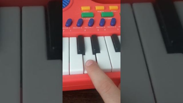 Мой синтезатор/какие песни я умею игратб на нем смотреть онлайн