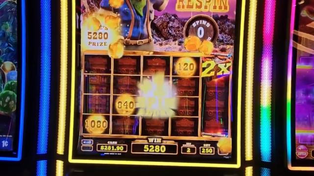 I Struck Gold Playing This Slot смотреть онлайн