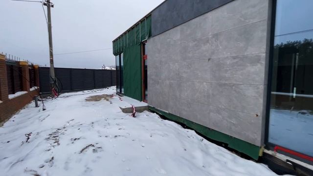 ОДНОЭТАЖНЫЙ ДОМ с плоской крышей | процесс строительства смотреть онлайн