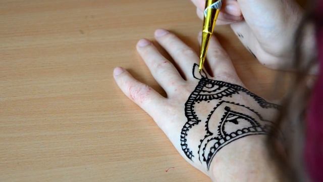 РИСУЮ МЕХЕНДИ ХНОЙ смотреть онлайн