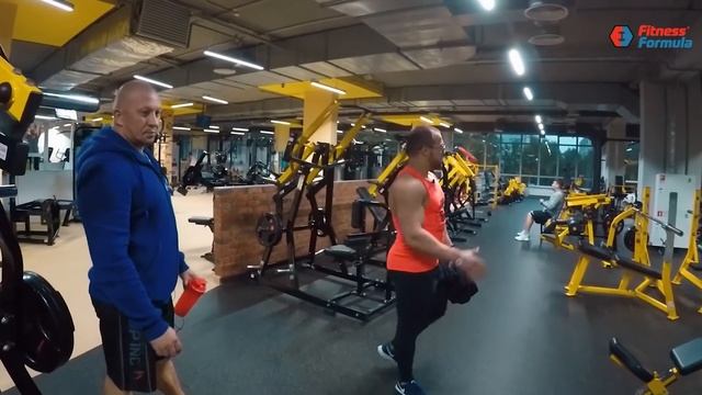 ЛУЧШИЕ КЛУБЫ КАЗАНИ. Выпуск 2. Обзор тренажерного зала клуба FITNESSHOUSE на Габишева 36. смотреть онлайн