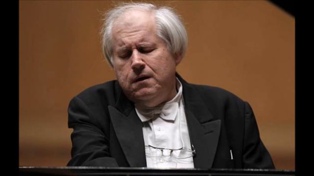Grigory Sokolov - Mozart: Piano Sonata K.545 live in Roma 27032017