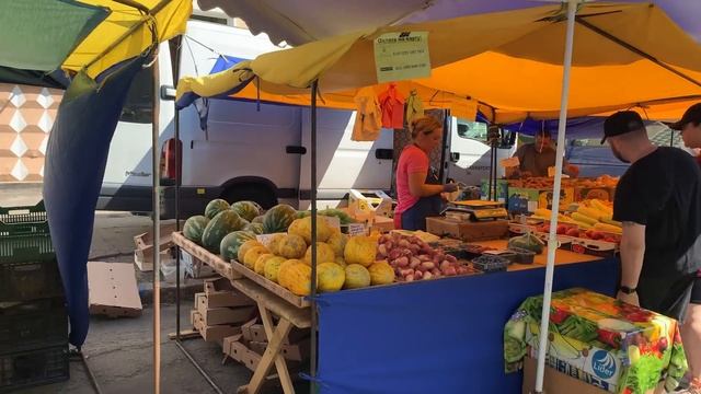 ОЧЕНЬ НИЗКИЕ ЦЕНЫ на Ярмарке возле Куренёвского парка. ЦЕНЫ на ОВОЩИ и ФРУКТЫ в Киеве. смотреть онлайн