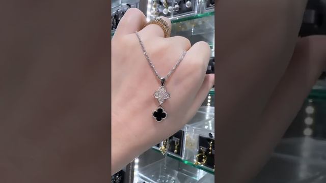 Как же красиво ребяяяят😍😍😍🌹✨ Серебро 925пр,качество люкс,не темнеет.Цены вкусные очень 🫠💙 смотреть онлайн