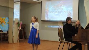 "Наша Россия прекрасна" муз. З. Роот исполняет Колупаева Вероника