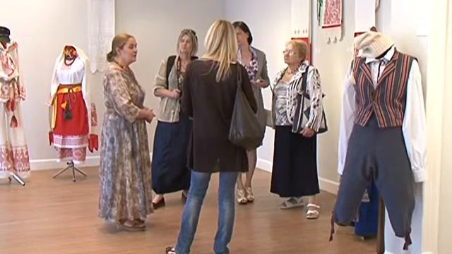 традиционные костюмы смотреть онлайн