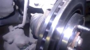 Сломалась шпилька   меняем подшипник Honda Cr v