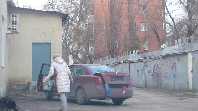 Труп в багажнике? | Deadman Trunk Prank смотреть онлайн
