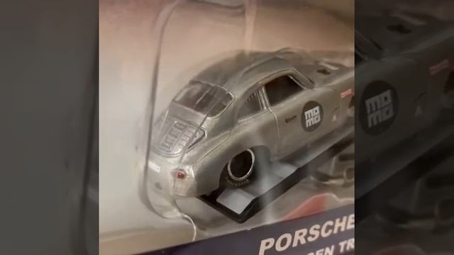 Hot Wheels Team Transport Porsche 356A Outlaw Volkswagen Transporter T1 Pickup смотреть онлайн