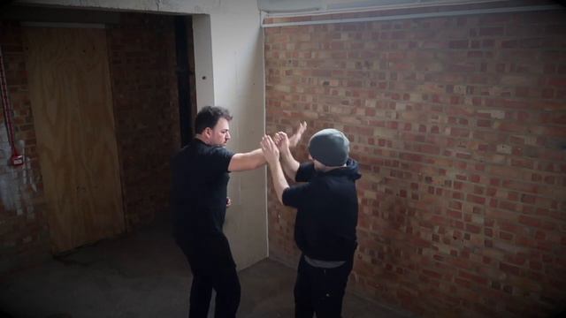 Urban Combat JKD Hand Speed Training - Military Style Combat смотреть онлайн